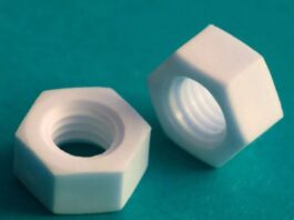 Пластиковая гайка М6