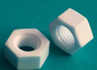 Пластиковая гайка М6