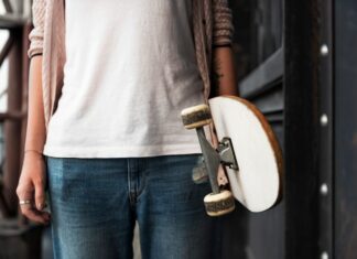 Как выбрать одежду для скейтборда