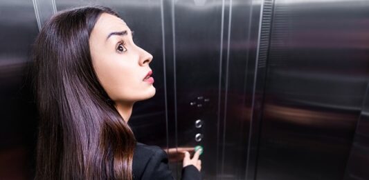 Лечение клаустрофобии: симптомы, причины и методы терапии у психиатра